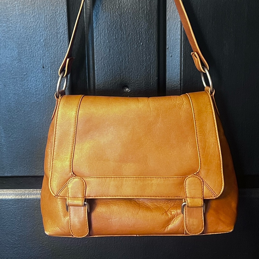Laviva  Tan Leather Shoulder Bag